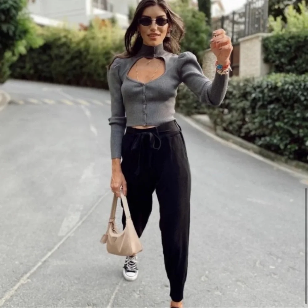 Blogger's Fav| NWT ZARA Cut Out Knit Sweater - Picture 12 of 16